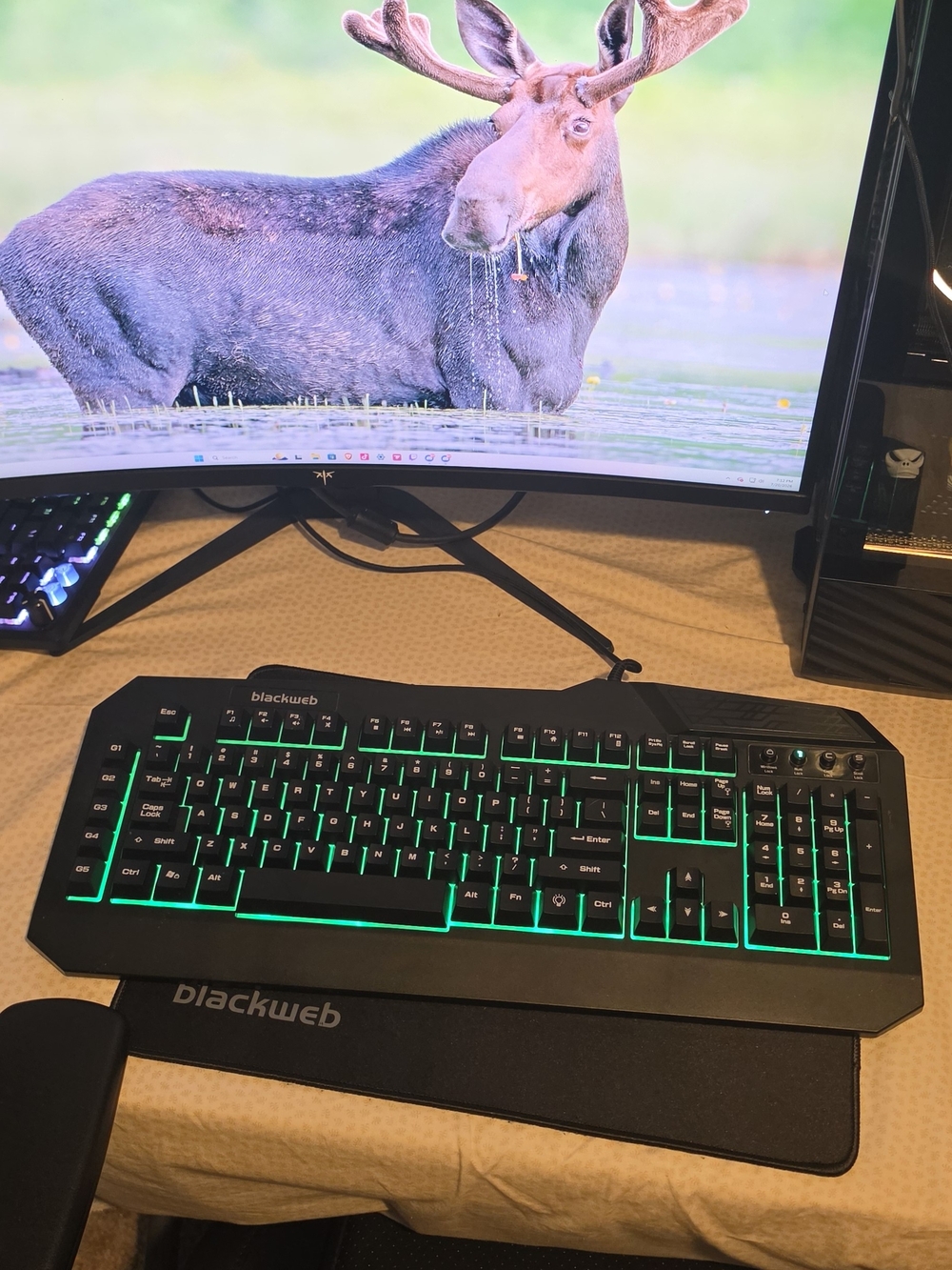 Blackweb Keyboard And MousePad